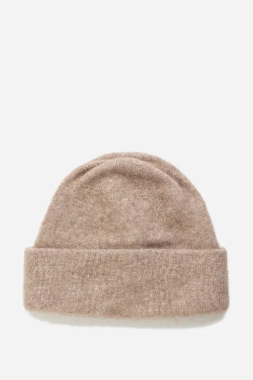 Beanie, Oyster