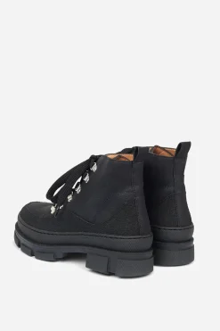 Boot 7635-101 Track Sole, Blk