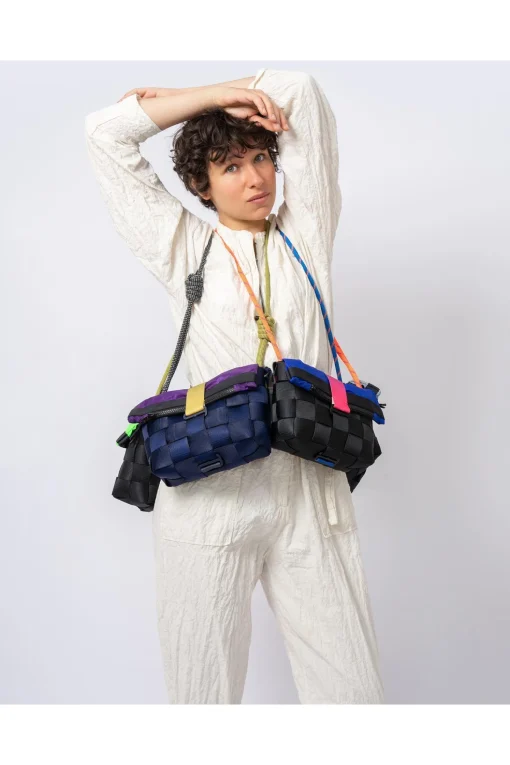 Closing Strap, Pink-Blue
