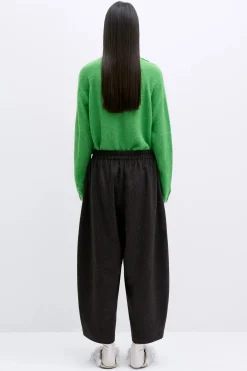 Curved Pants, Java