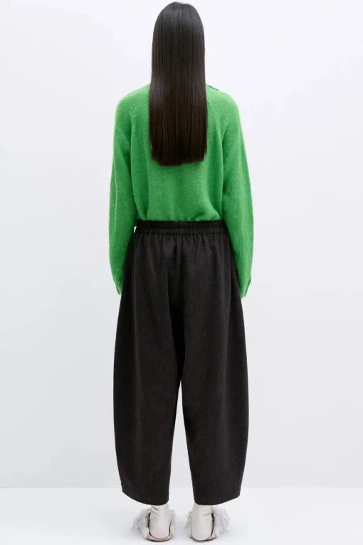 Curved Pants, Java