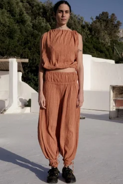 Diph Top, Brick