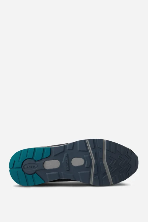 Fusion 2.0, Jet Black/Deep Lagoon