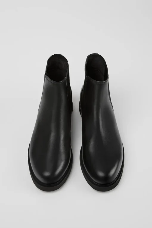 Iman Chelsea, Negro