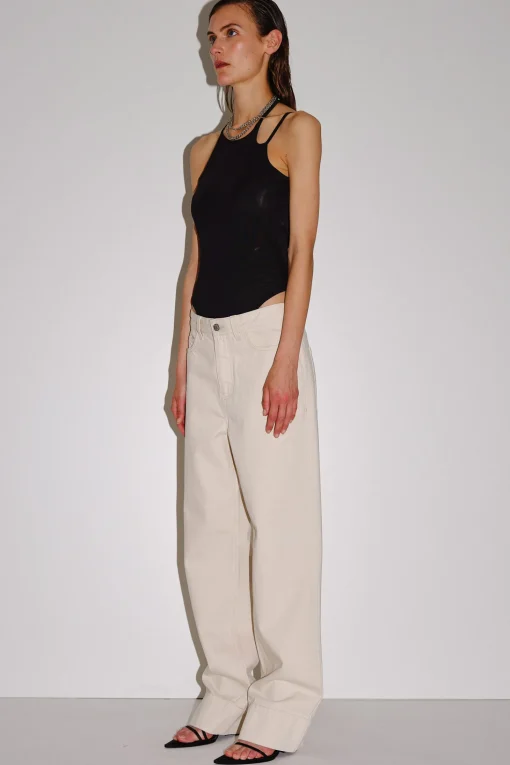 Lena, Off White