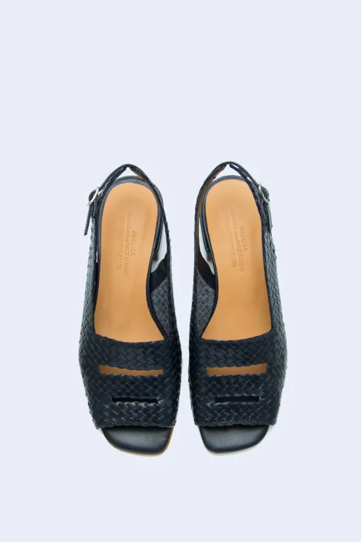 Marga, Black