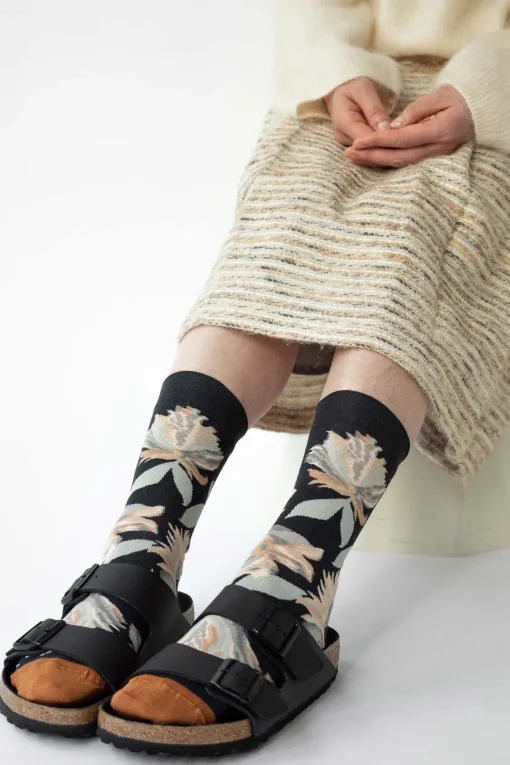 Neige, Flower Dark