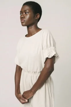 Omu Top, Natural