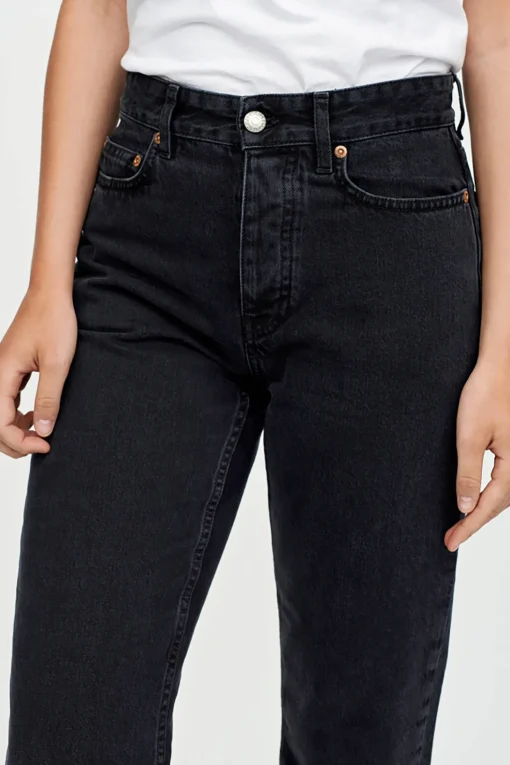 Pearl, Dark Grey 2