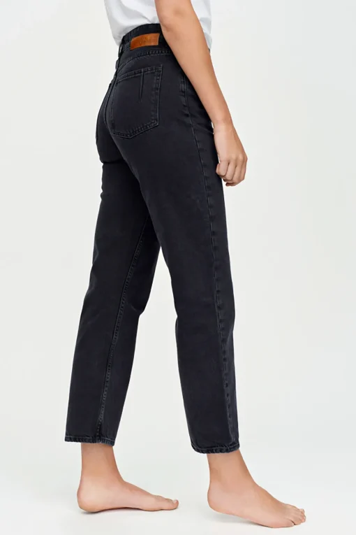 Pearl, Dark Grey 2