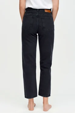 Pearl, Dark Grey 2