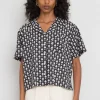 Soft Collar Shirt SS, Black Spade