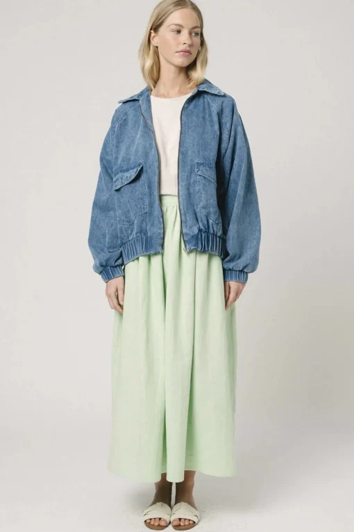 Tori Bomber, Denim