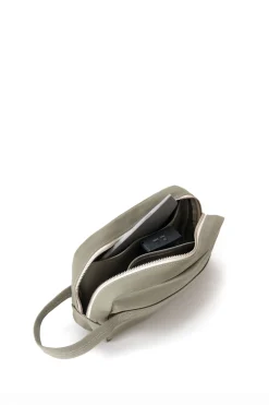 Travel Kit M, Limestone