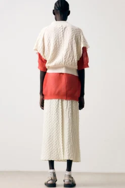 Ume Vest, Chalk