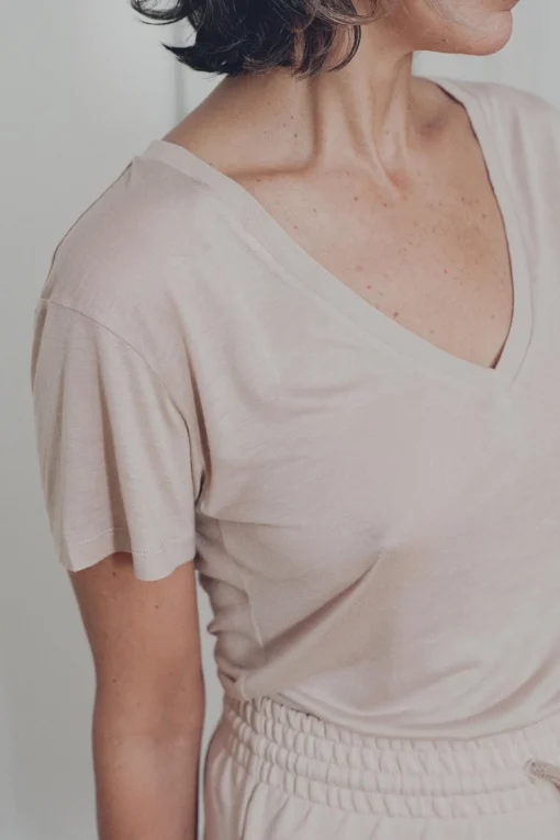 V Neck Tee, Haptic